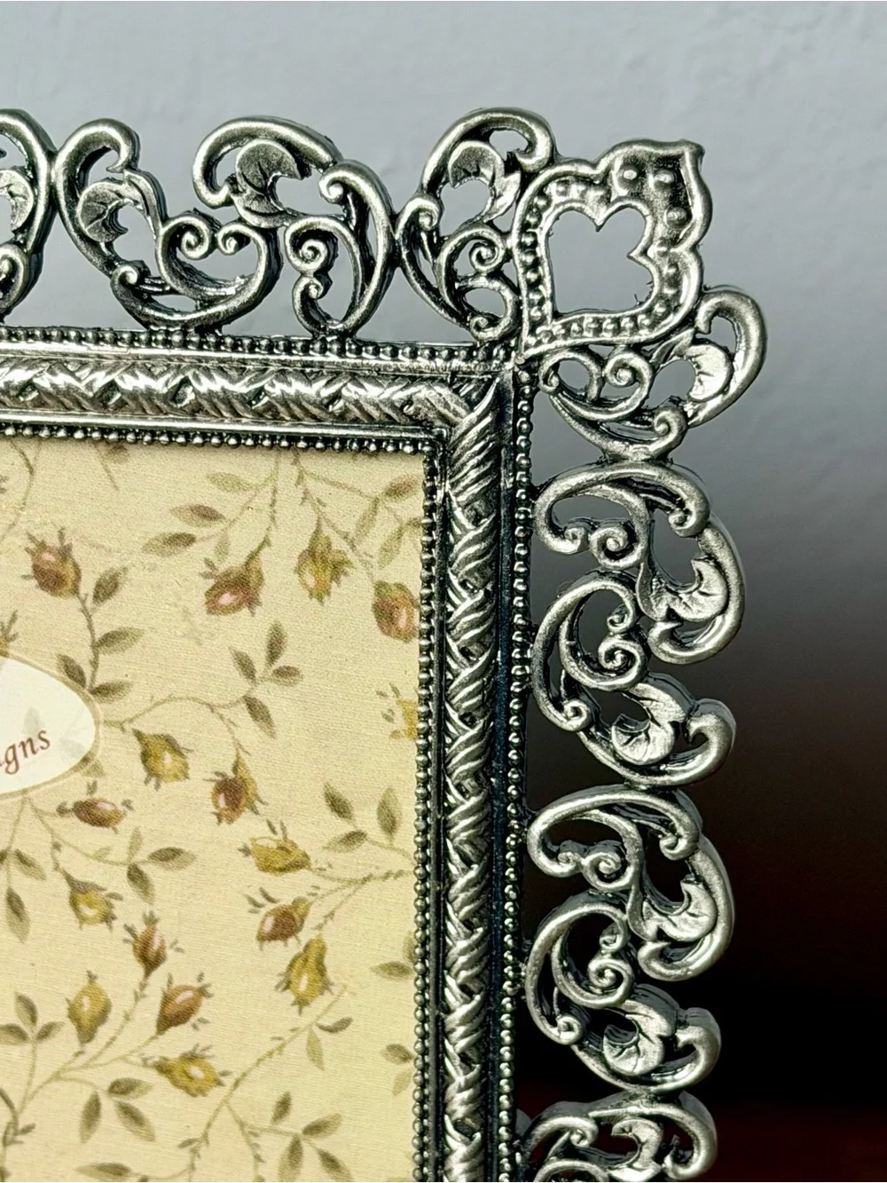 Vintage Ornate Silver Decorative Photo Frame - Silver